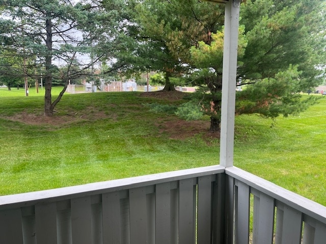 Balcony - 603 Poplar Ct