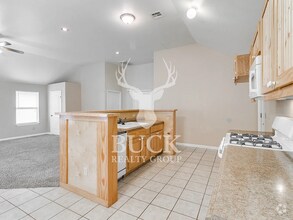 Building Photo - 1201 Stansell Dr