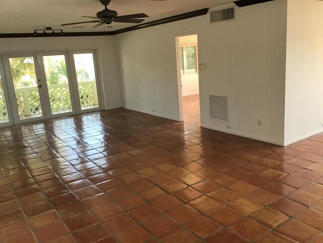 Foto del edificio - 4806 N Flagler Dr