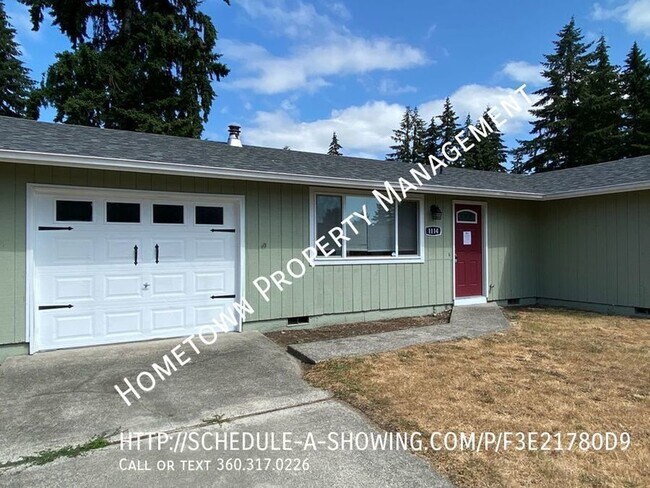 Building Photo - Yelm Rambler with Huge Yard!  Available NOW!
