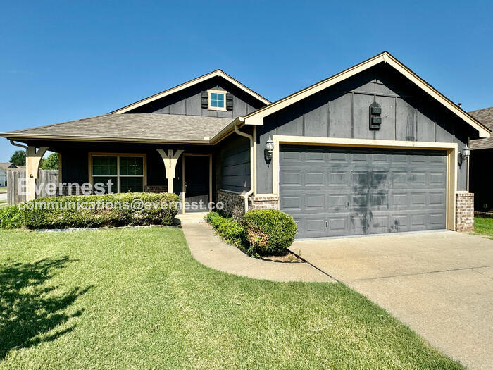 Foto principal - 16084 S 88th Pl E
