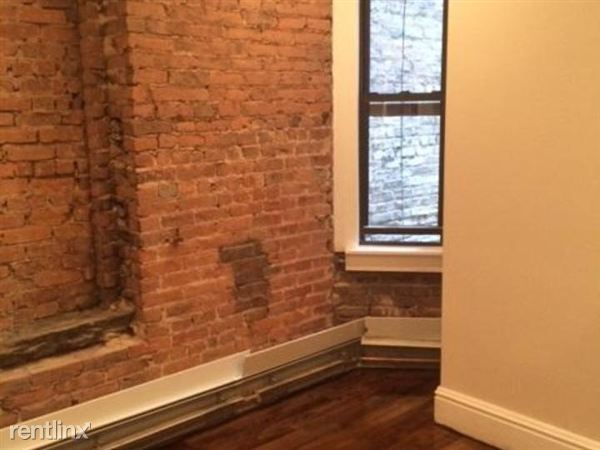 Building Photo - 113 W 25th St