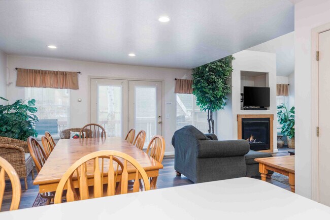 Building Photo - 3581 Rustic Spring Ln