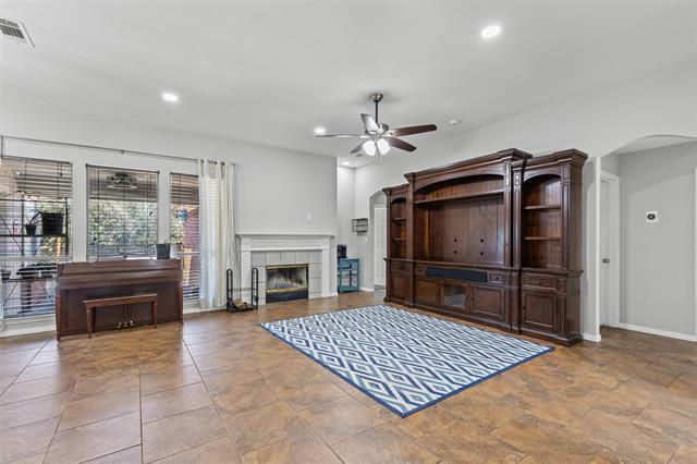 Foto del edificio - 4215 Bent Oaks Dr