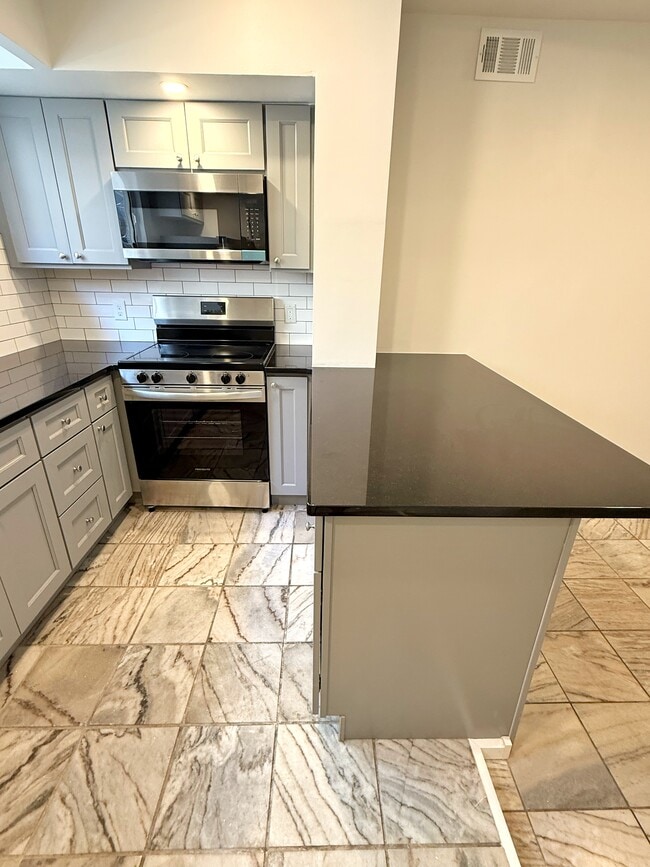 Foto del edificio - 2408 S Juniper St
