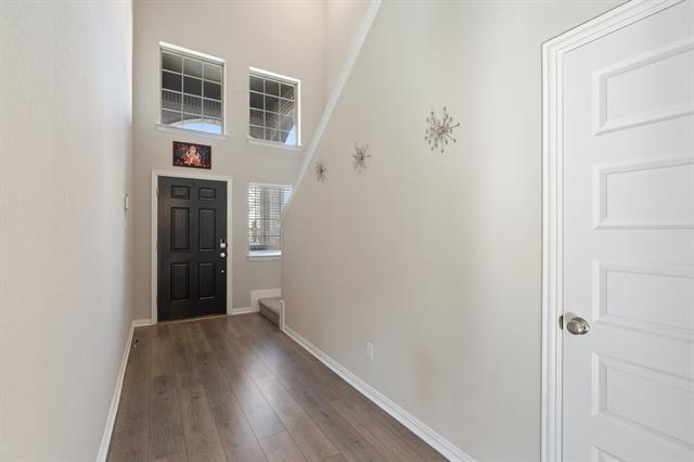 Building Photo - 3904 Ford Dr