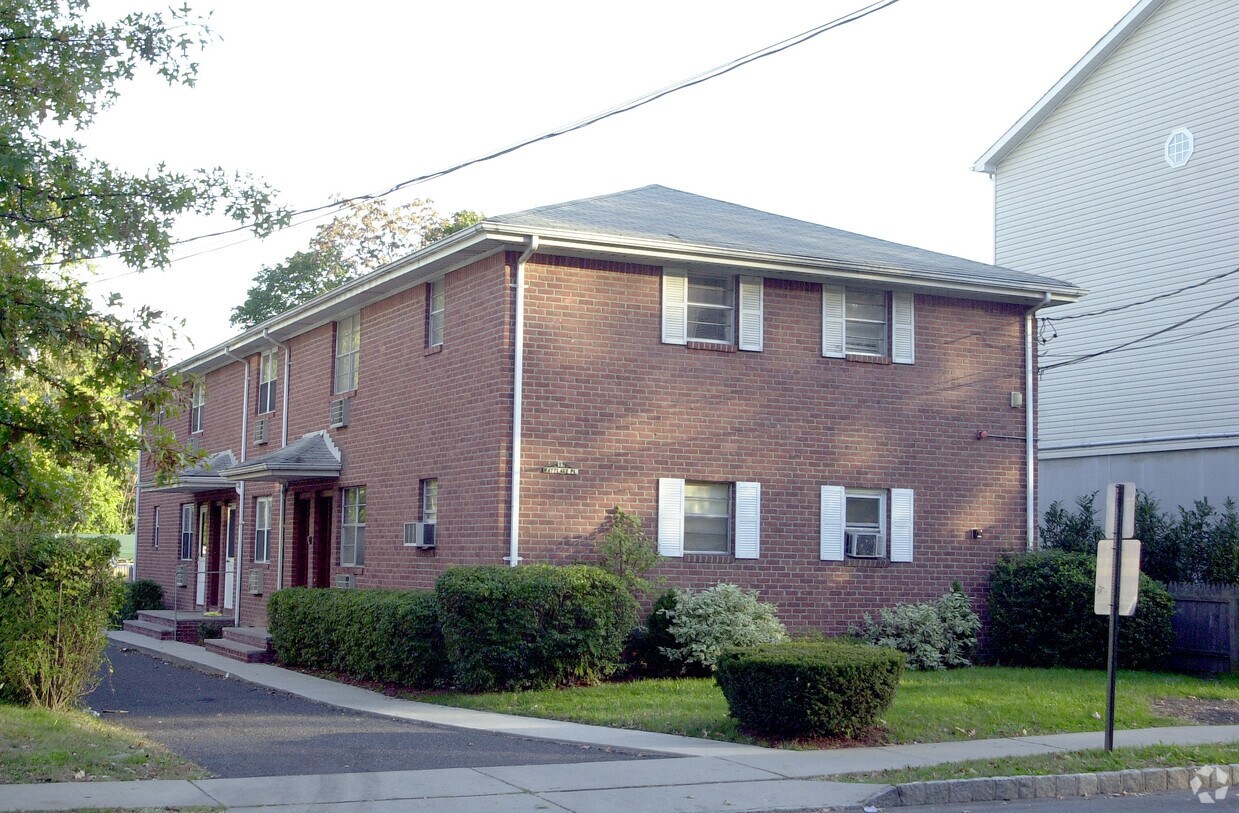 77 Mattlage Pl, Englewood, NJ 07631 Apartments in Englewood, NJ
