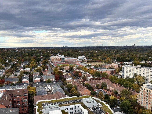 Foto del edificio - 900 N Stafford St