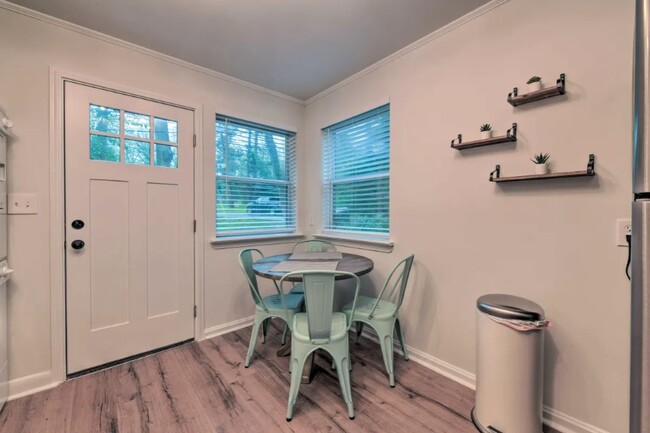 Foto del edificio - 3407 Coldstream Ln