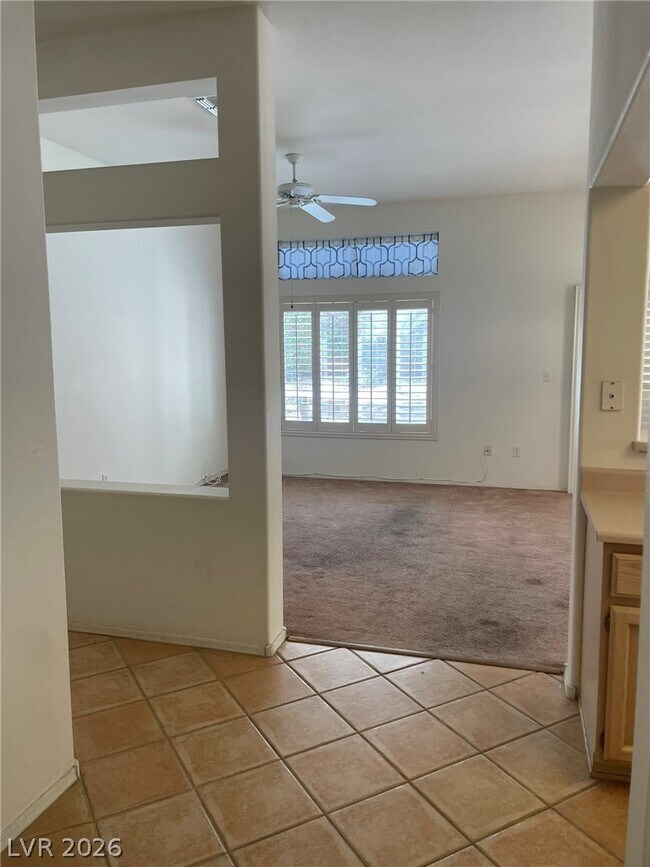 Building Photo - 465 Elkhurst Pl