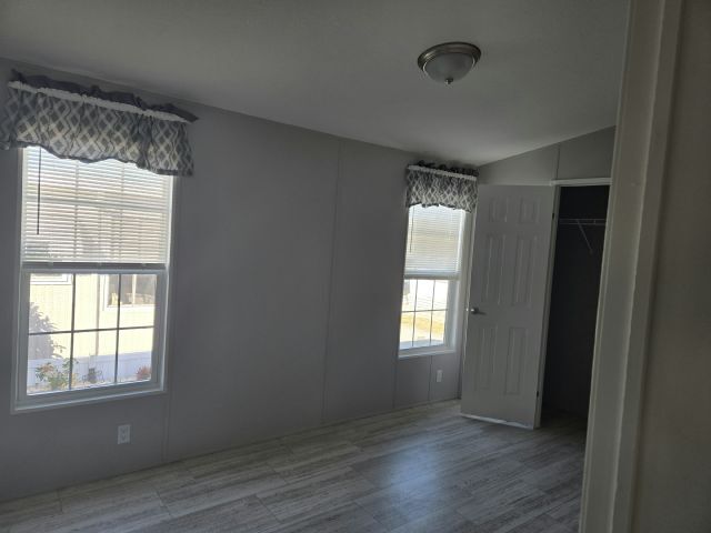 Building Photo - 4125 Park St N