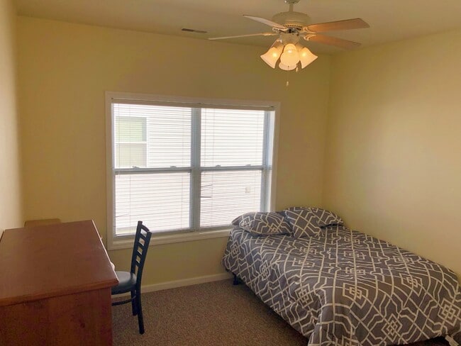 Bedroom 1 - 1554 4th St