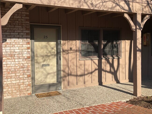Foto del edificio - 221 N Clifton Ave