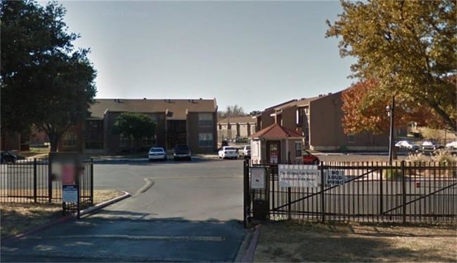 Building Photo - 1100 N 6th St