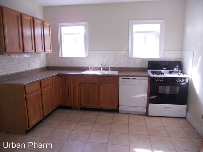 Foto del edificio - 3 br, 1.5 bath House - 922 Dayton SW