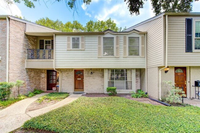 Building Photo - 824 Wax Myrtle Ln