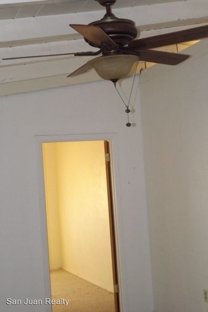 Building Photo - 3 br, 1 bath House - 524 Park Ave