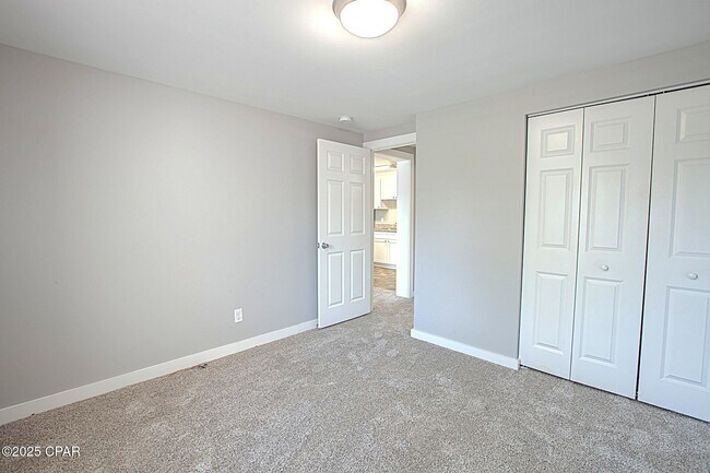 Foto del edificio - 425 E 19th St