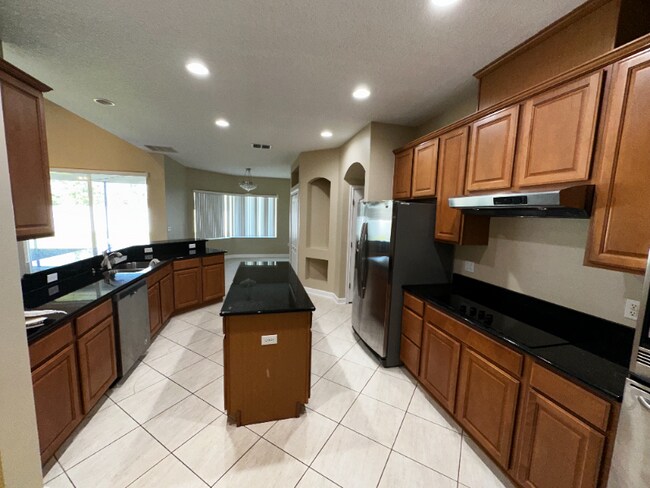 Foto del edificio - 13613 Larsen Ln