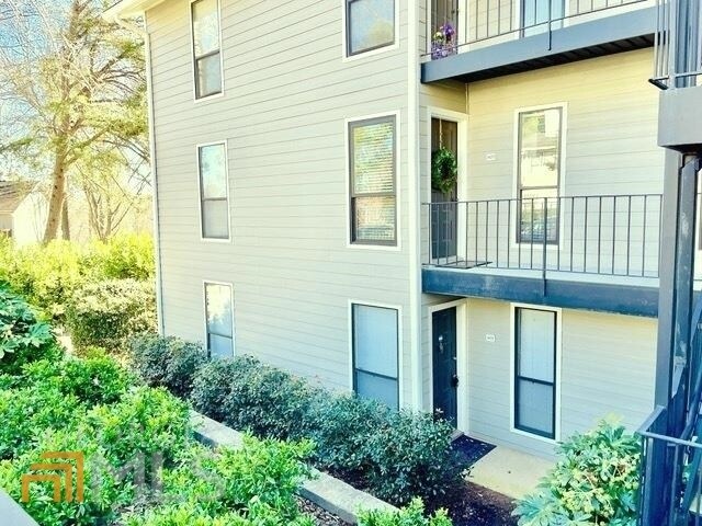 Foto principal - 601 Park Ridge Cir