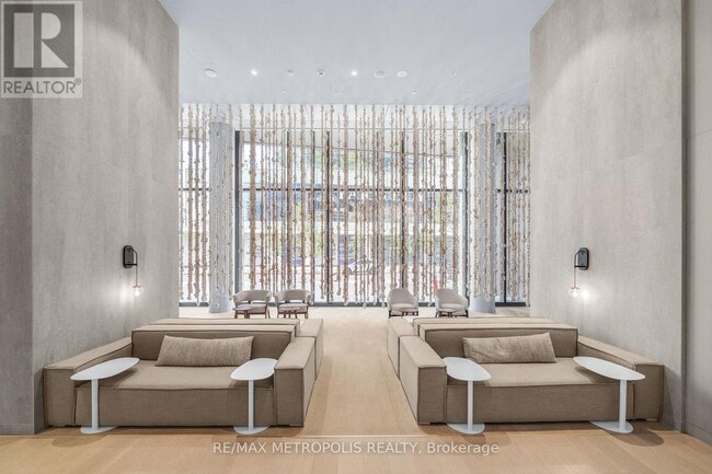 Building Photo - 138 Downes St