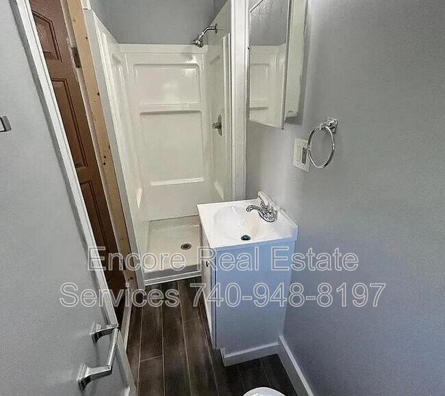 Foto del edificio - 420 E Indiana St