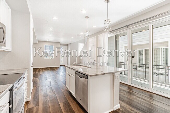 Foto del edificio - 23634 E 5th Pl