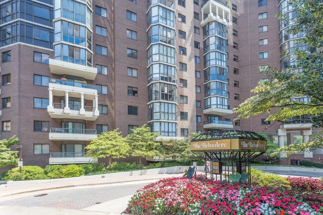 Foto del edificio - 1600 N Oak St