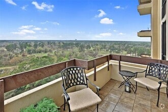 Building Photo - 14655 Champion Forest Dr