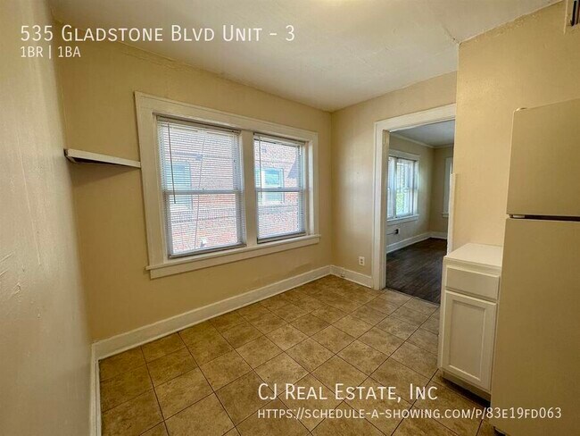 Foto del edificio - 535 Gladstone Blvd