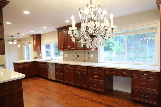 Kitchen - 11151 Bubb Rd