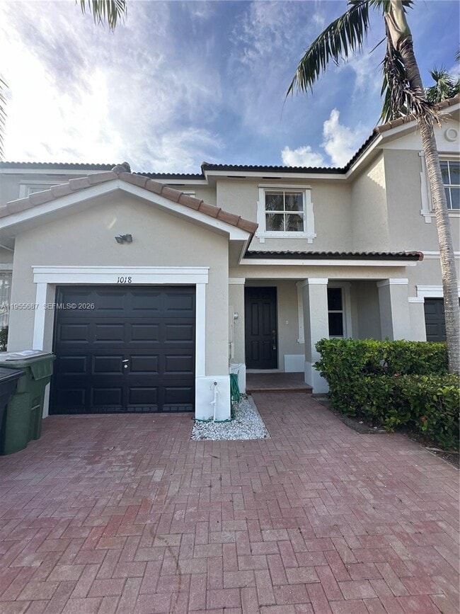 Foto del edificio - 1018 NE 42nd Ave