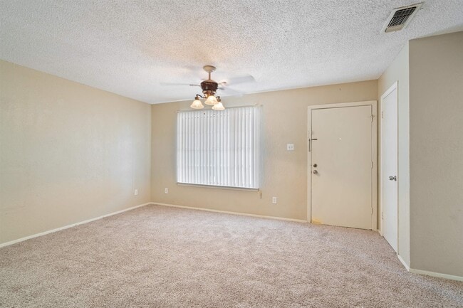 Building Photo - 104 Shannon Cir