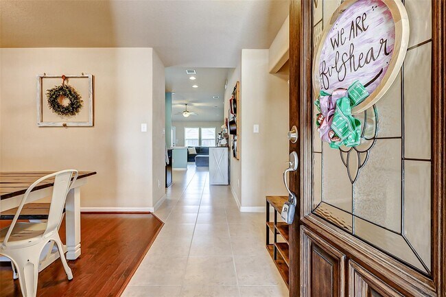 Foto del edificio - 9973 Spring Rock Ln
