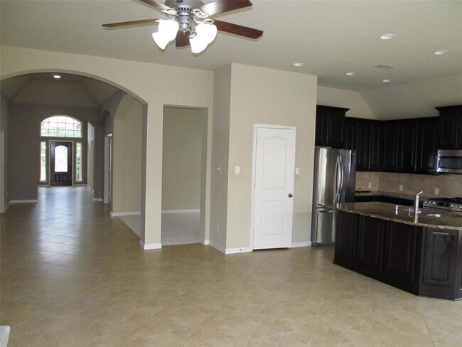 Building Photo - 2614 Briar Rose Ct