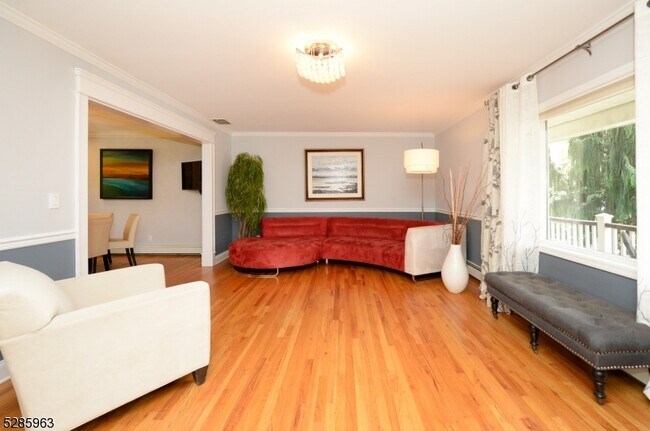 Foto del edificio - 58 Ellsworth Terrace