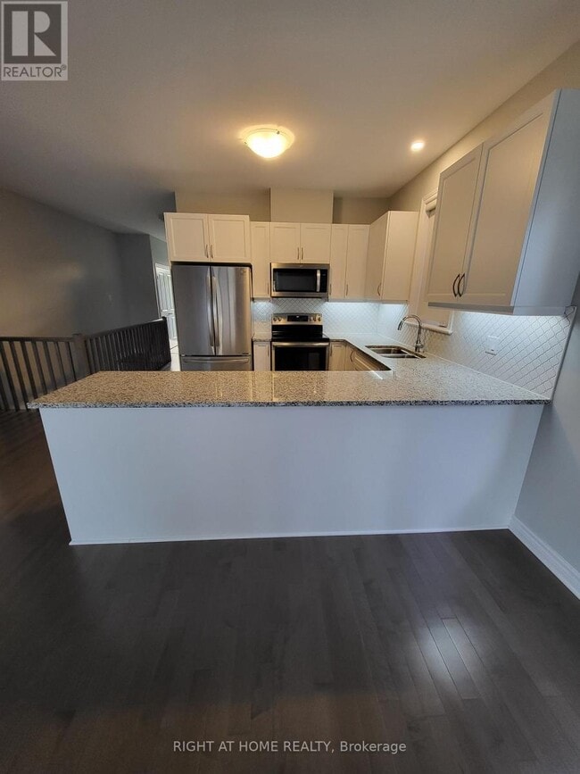 Building Photo - 182 Boxcar Cres