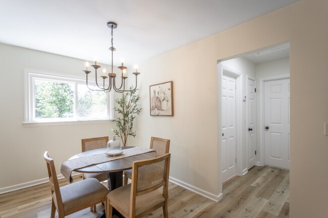 Building Photo - 3508 Shelby Cir