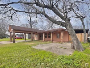 Building Photo - 6602 Clemson St