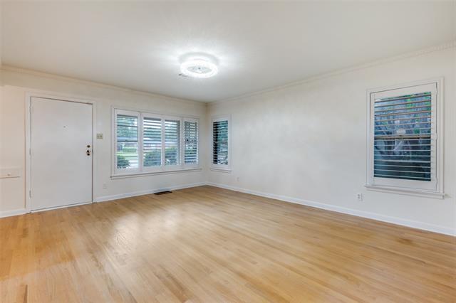 Foto del edificio - 6606 E Mockingbird Ln