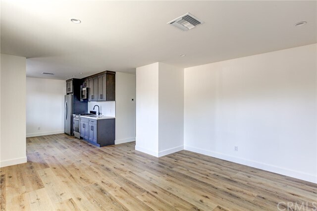 Building Photo - 457 N Olive St