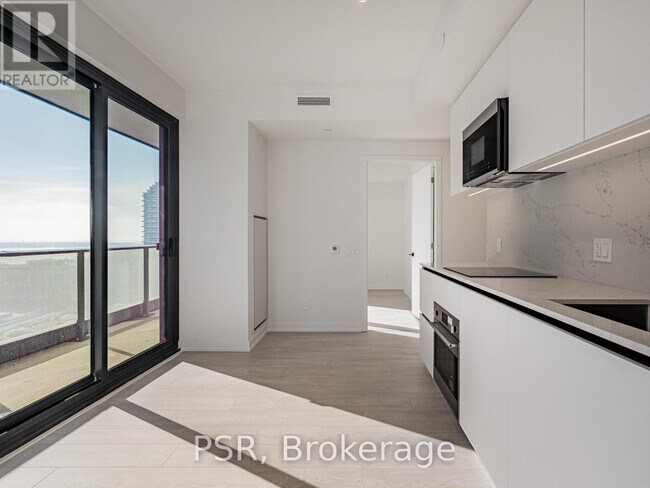 Building Photo - 35 Parliament St