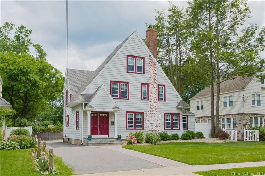 Primary Photo - 203 Brace Rd