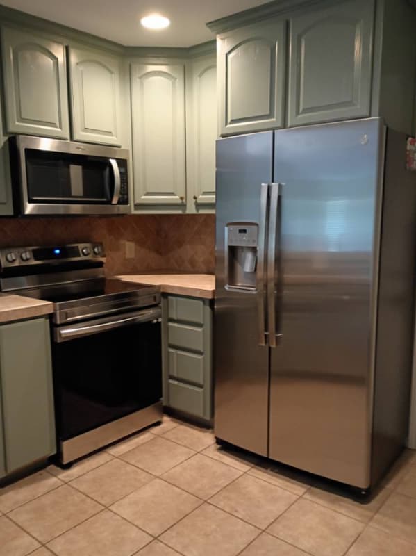 Building Photo - 6105 Shadowview Ct