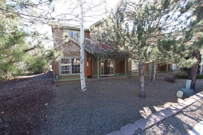 Building Photo - 3250 S Litzler Dr
