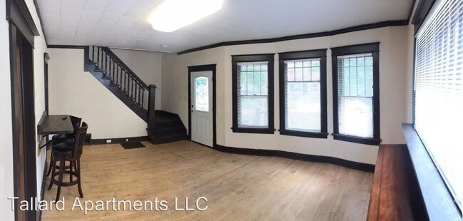 Foto del edificio - 7 br, 2 bath  - 110 S. Orchard St.