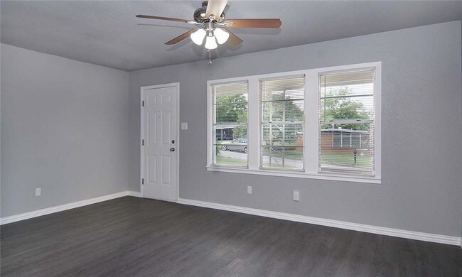 Foto del edificio - 5304 Slate St