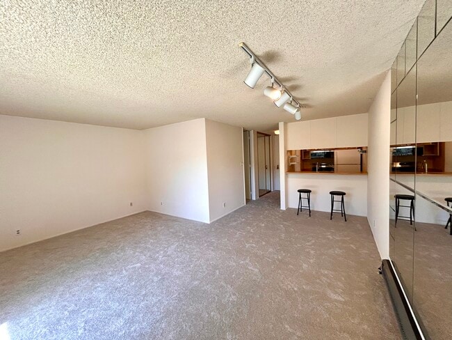 Building Photo - 7346 Shelter Creek Ln