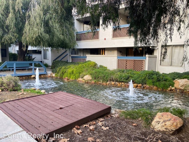 Building Photo - 2230 River Run Dr