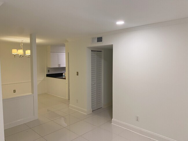 Living Room View to Kitchen/Dining - 17 Cantey Pl NW